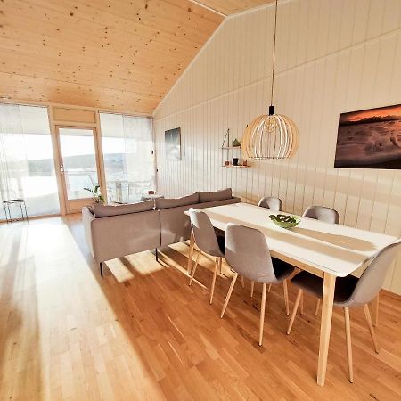 Destination Senja - Stonglandseidet Apartment Bagian luar foto