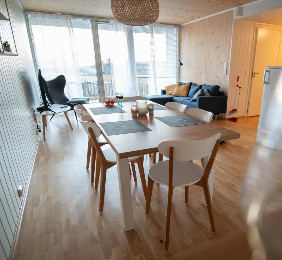 Destination Senja - Stonglandseidet Apartment Bagian luar foto