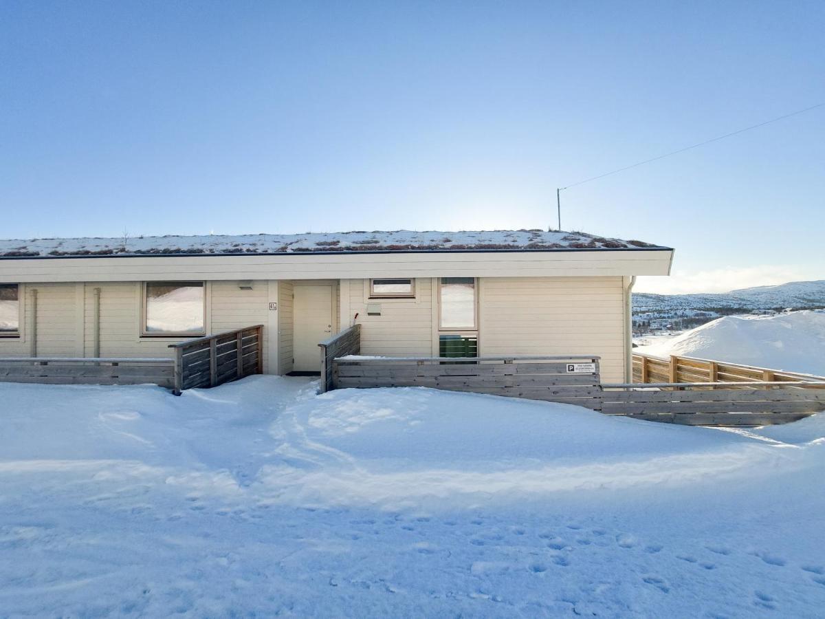 Destination Senja - Stonglandseidet Apartment Bagian luar foto