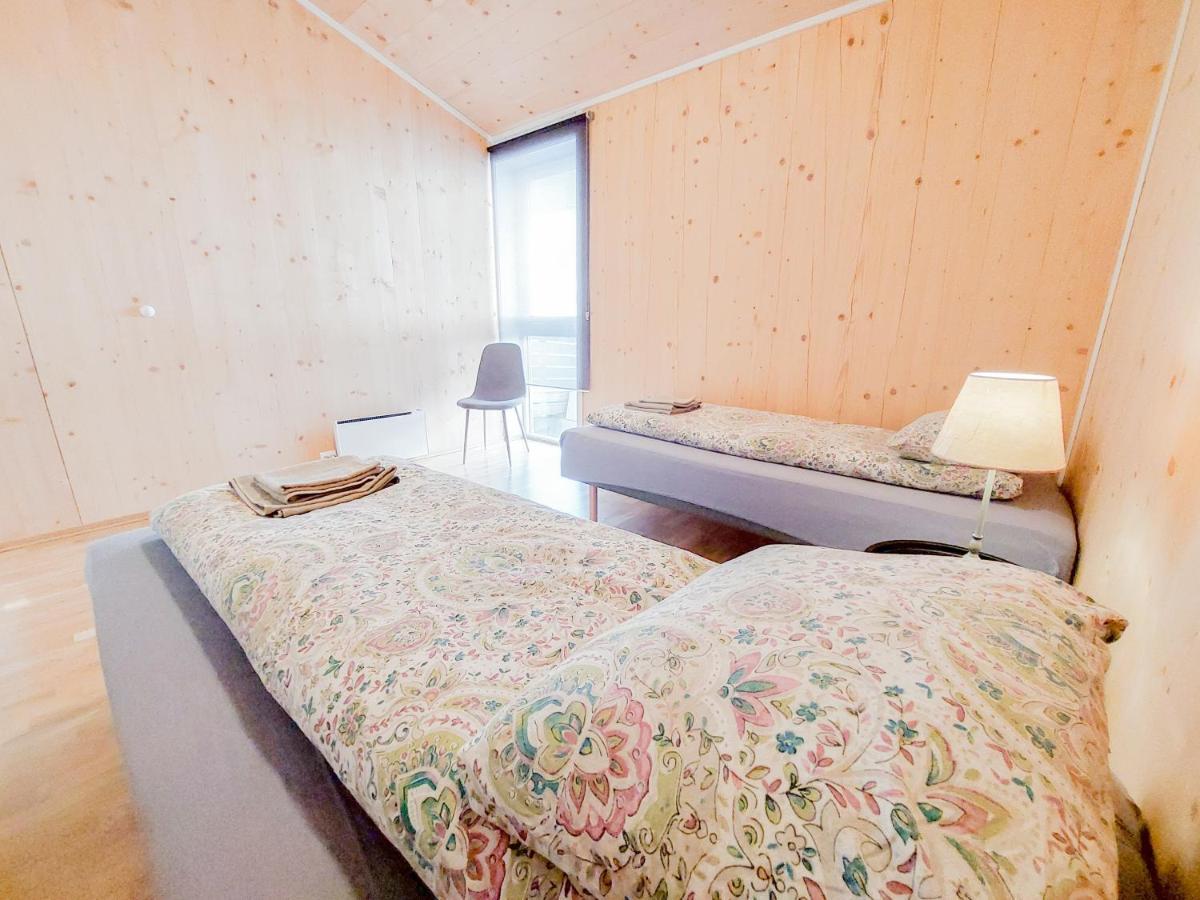 Destination Senja - Stonglandseidet Apartment Bagian luar foto