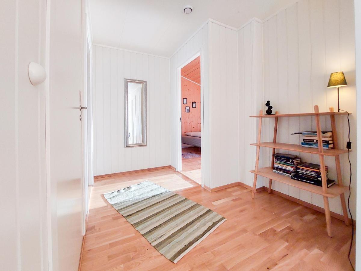 Destination Senja - Stonglandseidet Apartment Bagian luar foto